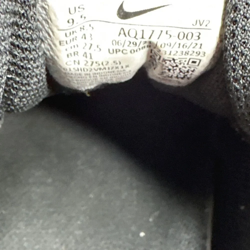 Nike Men’s Ebernon Low Triple Black Athletic Basketball Shoes Size 9.5